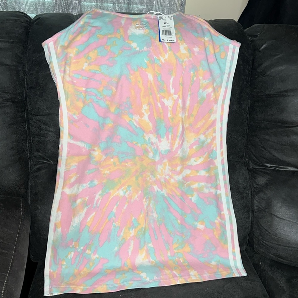 NWT. Women’s size X Large Adidas Dress